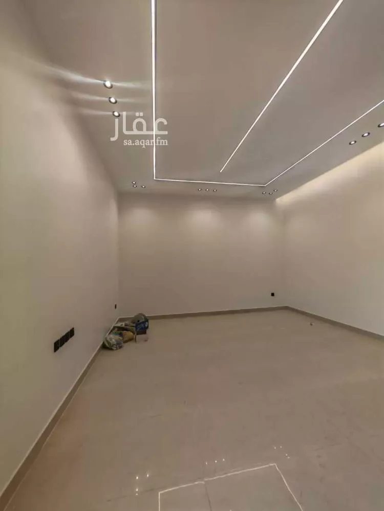 دور للبيع في شارع قريب من الدائري وخديجه , حي العريجاء الغربي, مدينة الرياض, منطقة الرياض صورة 4