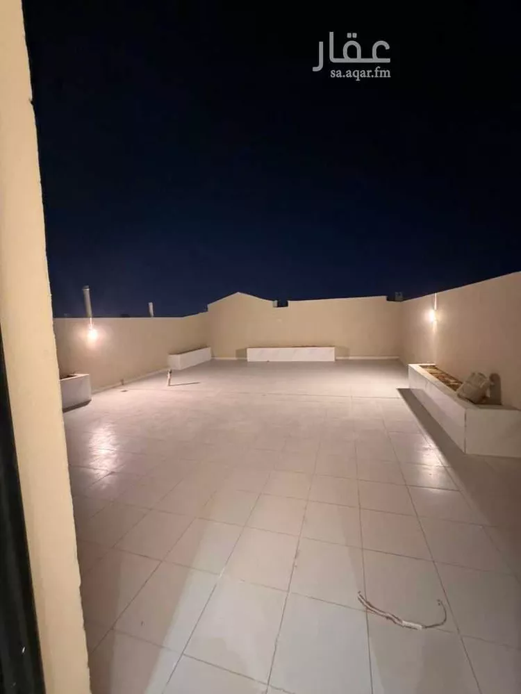 فيلا للبيع في شارع ابن خزرج, حي العريجاء الغربي, مدينة الرياض, منطقة الرياض صورة 2