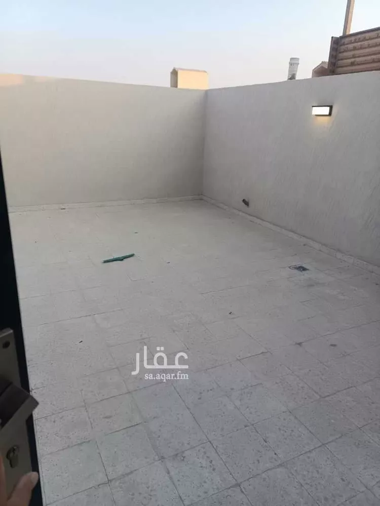 فيلا للبيع في شارع أم الخير الشامية, حي العريجاء الغربي, مدينة الرياض, منطقة الرياض 12