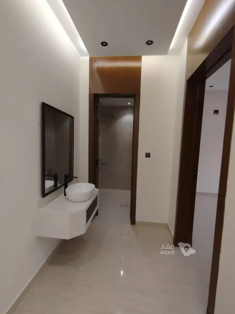 Floor for Sale in Riyadh Tuwaiq 12