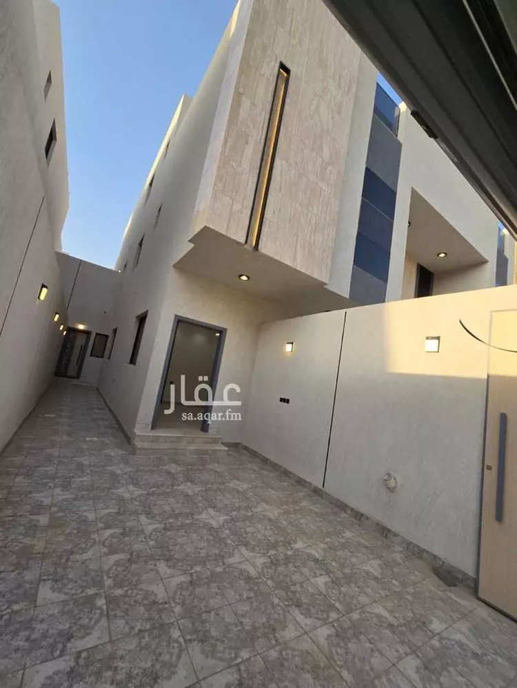 Floor for Sale in Riyadh Tuwaiq صورة 2