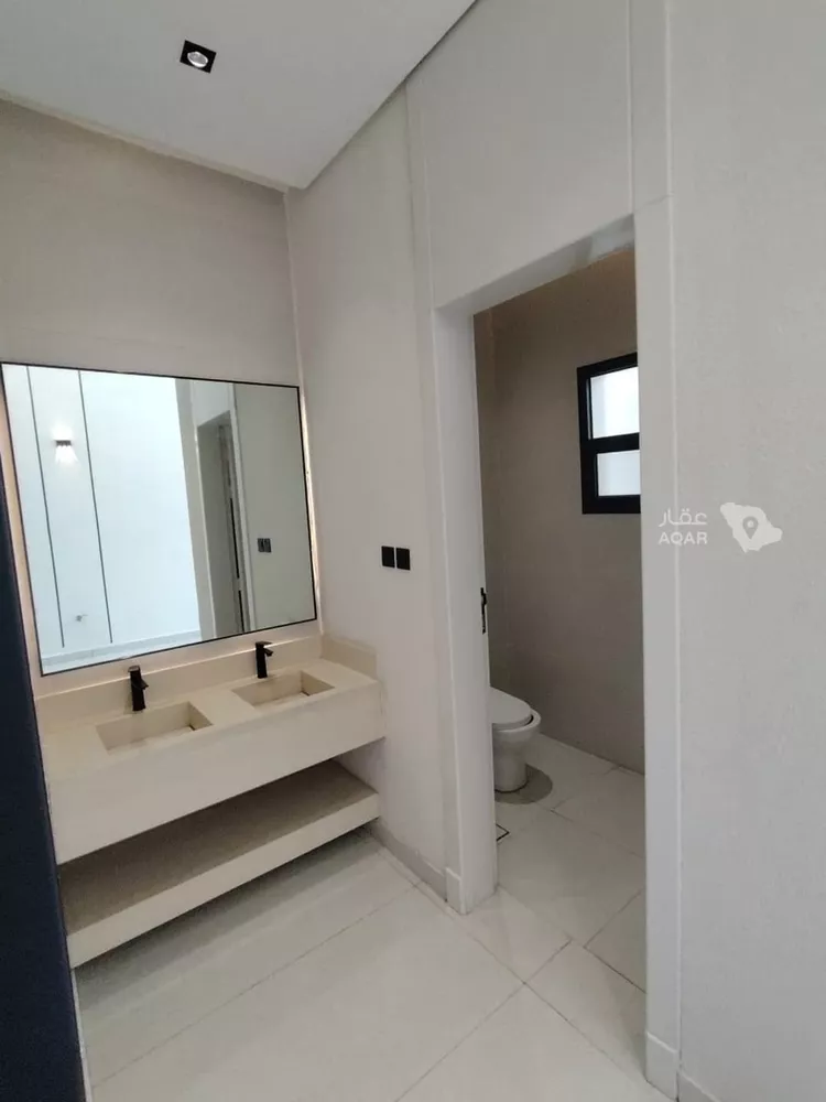 Floor for Sale in Riyadh Ad Duraihimiyah 11