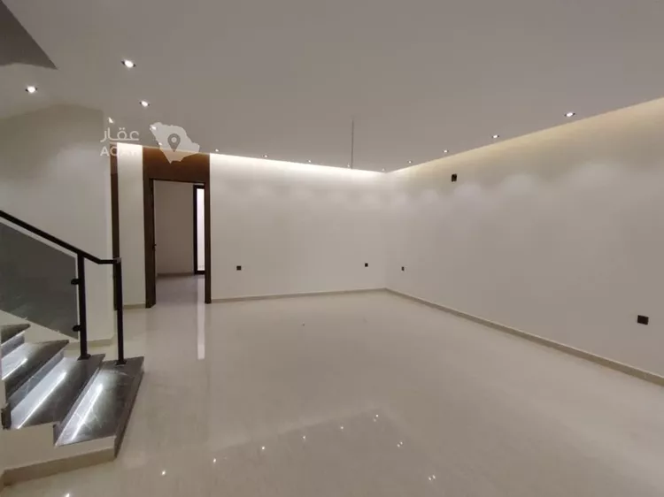 Floor for Sale in Riyadh Tuwaiq 13