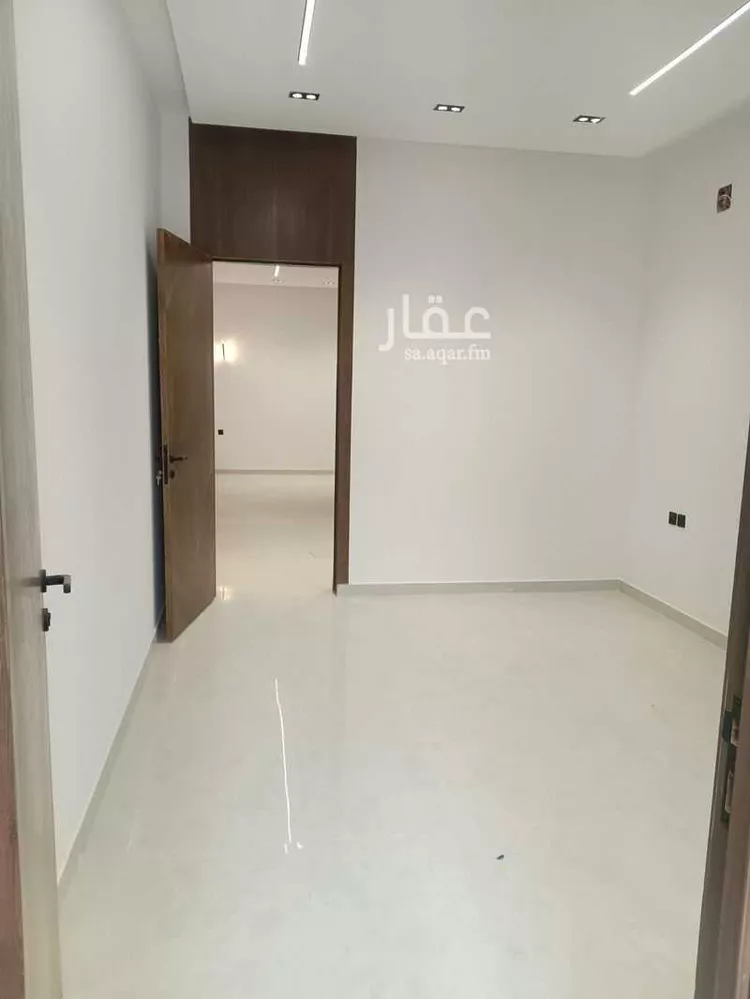 فيلا للبيع في شارع ماجد بن معيد, حي طويق, مدينة الرياض, منطقة الرياض 17