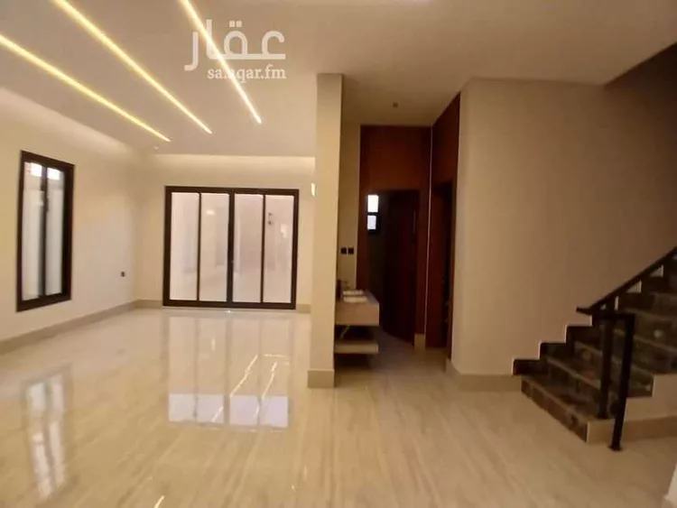 فيلا للبيع في شارع قريب من الدائري وخديجه , حي العريجاء الغربي, مدينة الرياض, منطقة الرياض 7
