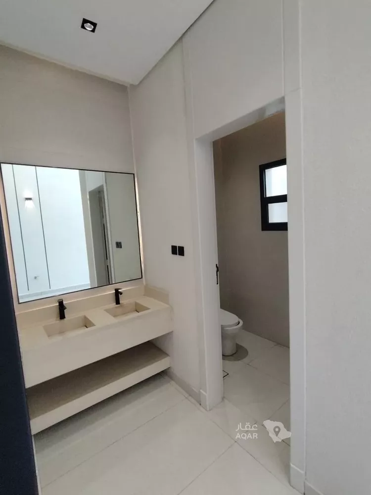 دور للبيع في شارع جبل المكبر, حي الدريهمية, مدينة الرياض, منطقة الرياض 8