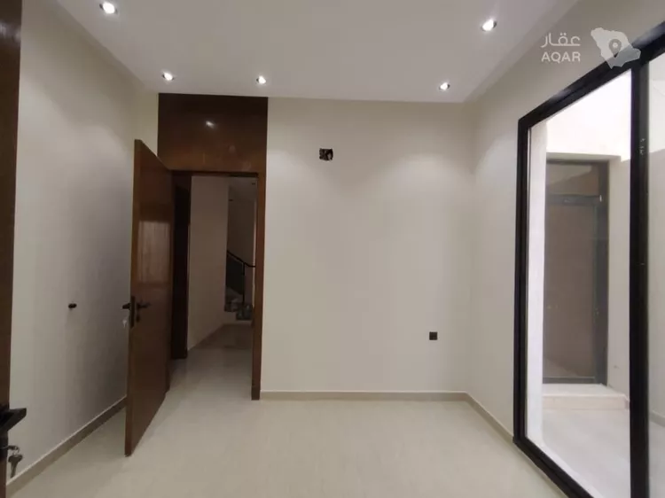 Floor for Sale in Riyadh Tuwaiq 11
