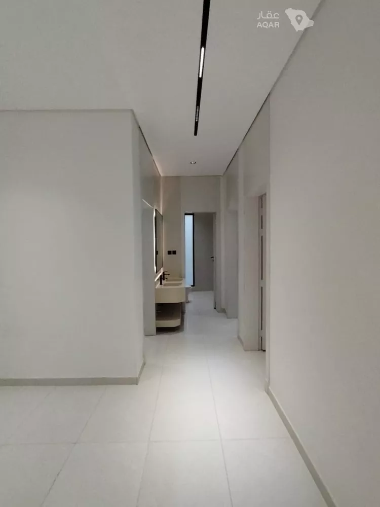 Floor for Sale in Riyadh Ad Duraihimiyah 4