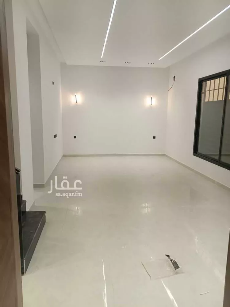 فيلا للبيع في شارع ماجد بن معيد, حي طويق, مدينة الرياض, منطقة الرياض 15
