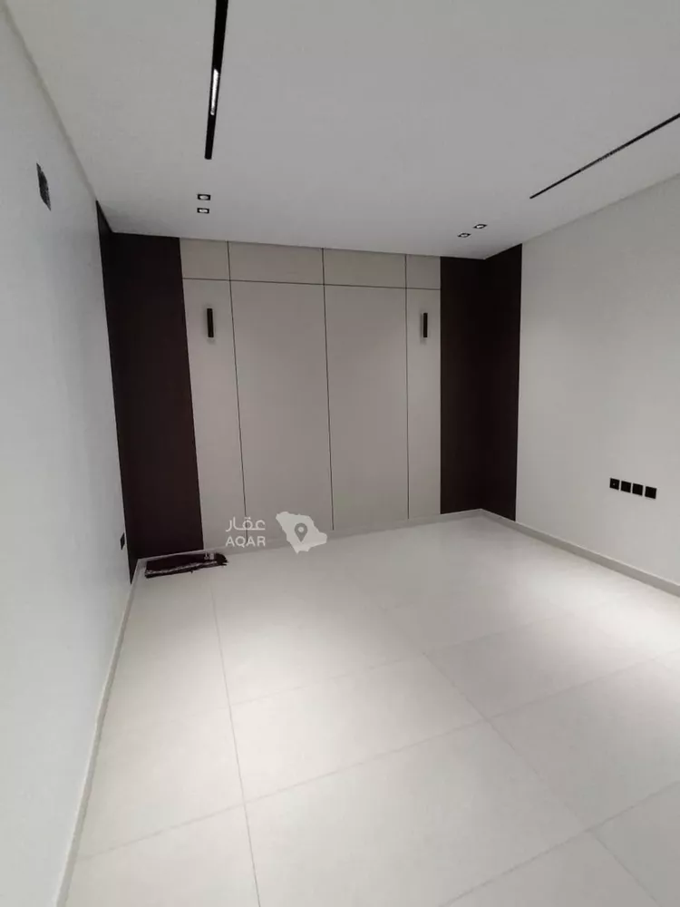 Floor for Sale in Riyadh Ad Duraihimiyah 6