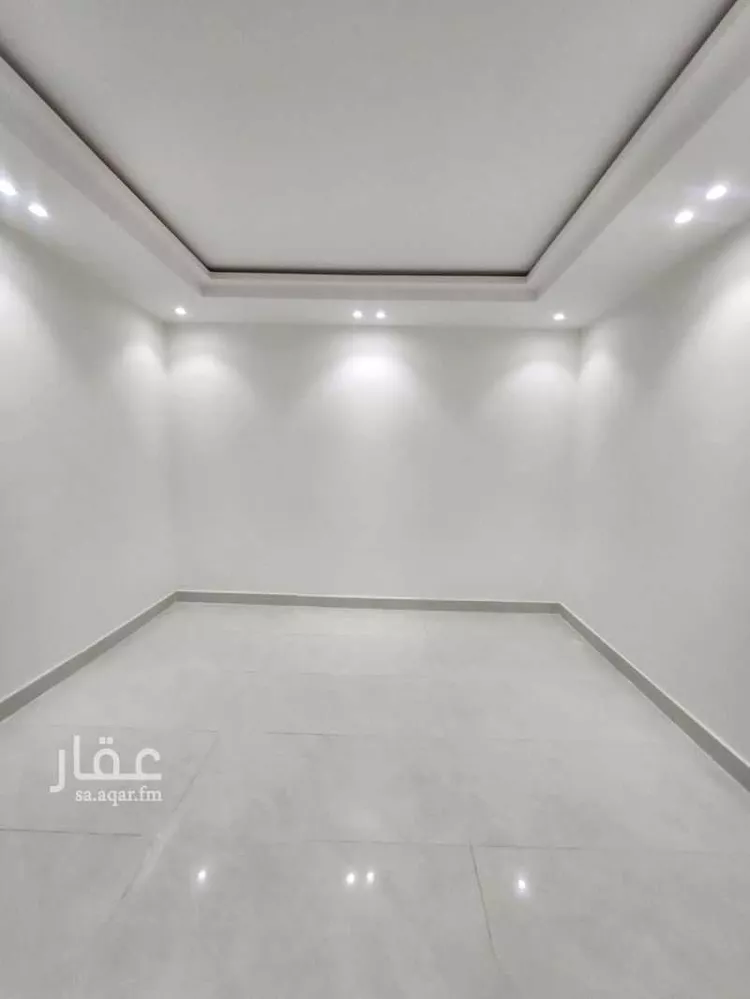 دور للبيع في شارع ابي الفتوح ابي الحسن, حي طيبة, مدينة الرياض, منطقة الرياض صورة 5