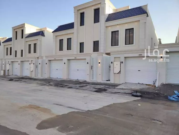 دور للبيع في شارع بعلبك, حي عكاظ, مدينة الرياض, منطقة الرياض 10