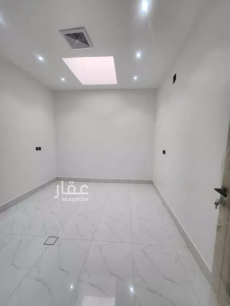 فيلا للبيع في شارع أم الخير الشامية, حي العريجاء الغربي, مدينة الرياض, منطقة الرياض 11