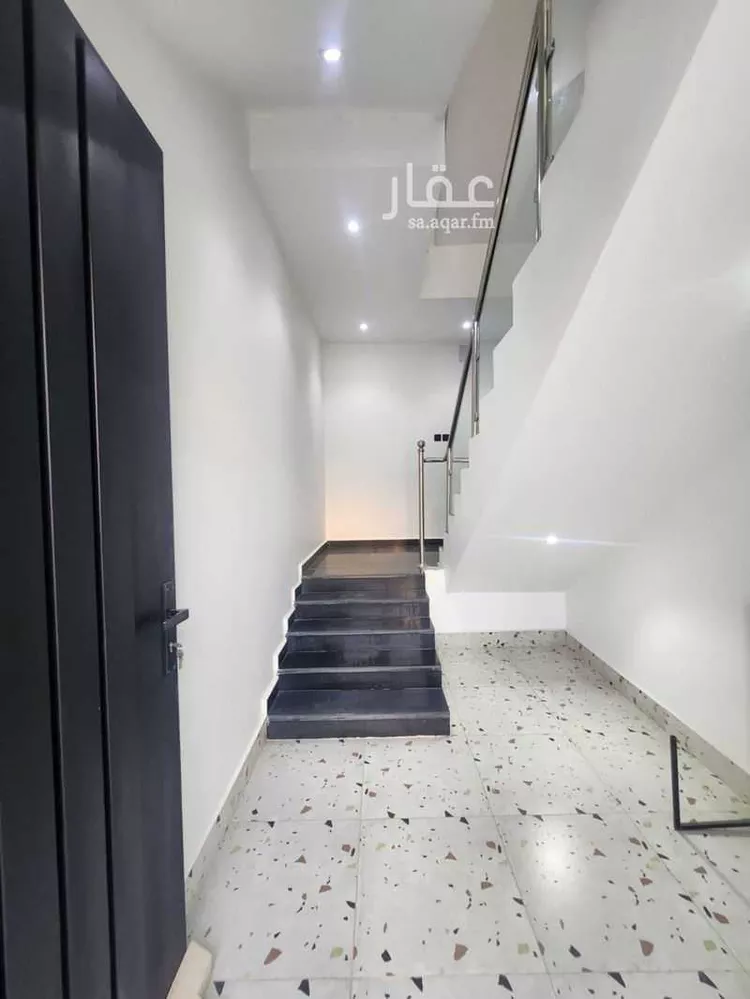 Floor for Sale in Riyadh Al Uraija Al Gharbiyah صورة 5