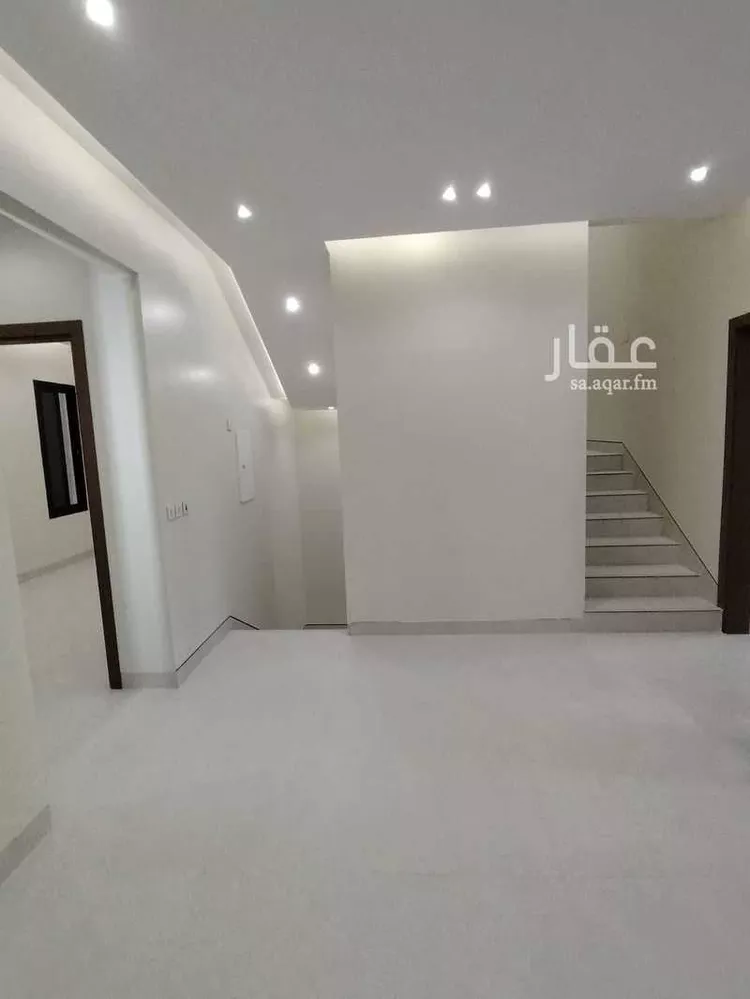 فيلا للبيع في شارع سلم بن زياد, حي الزهرة, مدينة الرياض, منطقة الرياض صورة 2