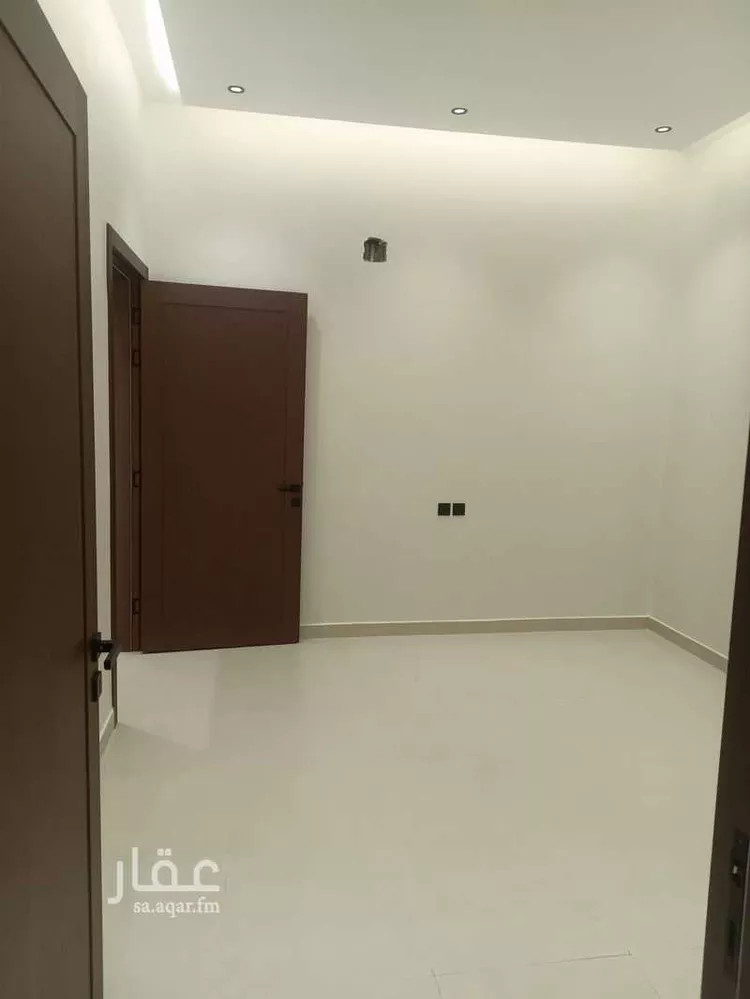 دور للبيع في شارع الصرة, حي بدر, مدينة الرياض, منطقة الرياض صورة 2