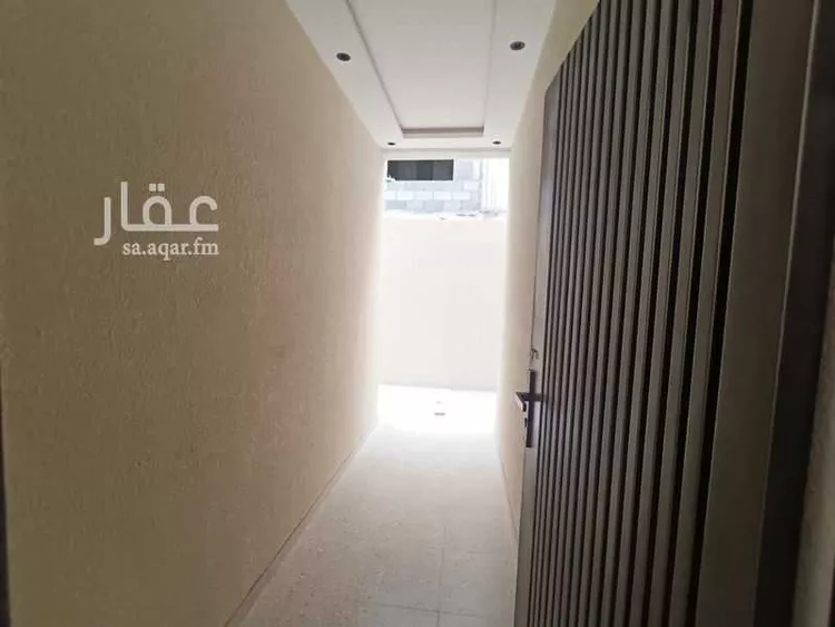 دور للبيع في شارع الصرة, حي بدر, مدينة الرياض, منطقة الرياض 11
