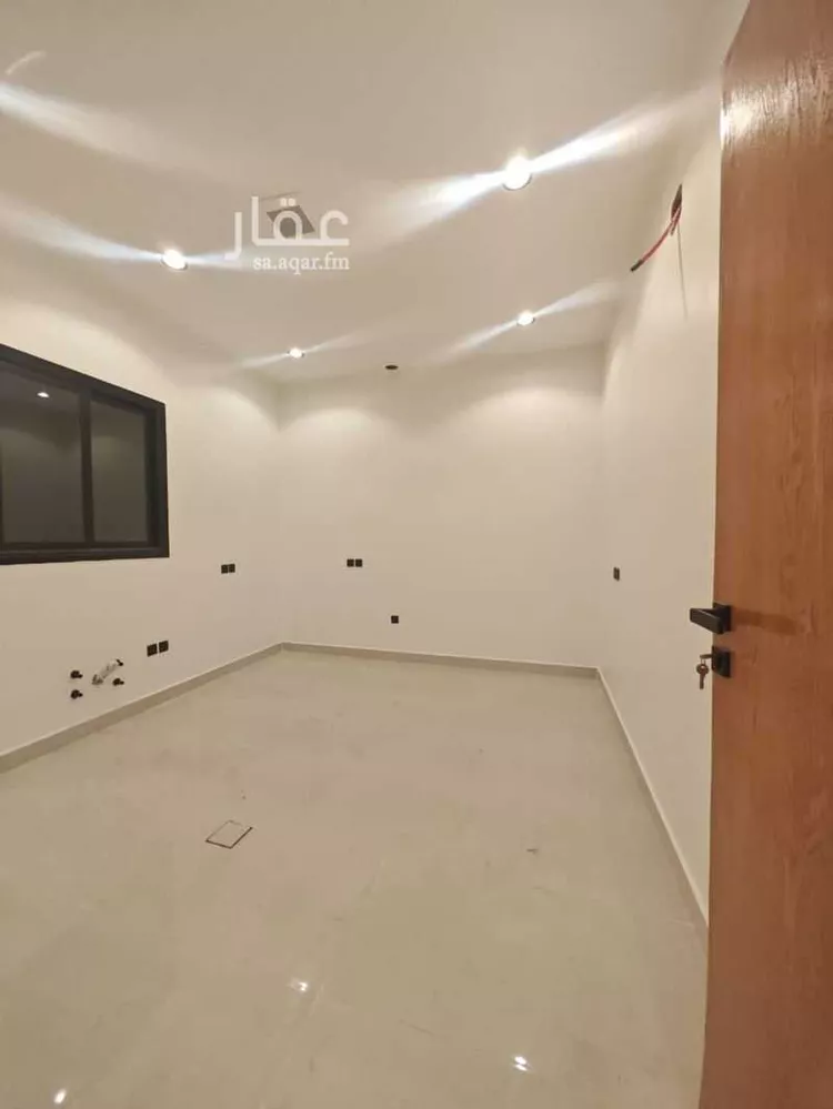 دور للبيع في شارع قريب من الدائري وخديجه , حي العريجاء الغربي, مدينة الرياض, منطقة الرياض 13