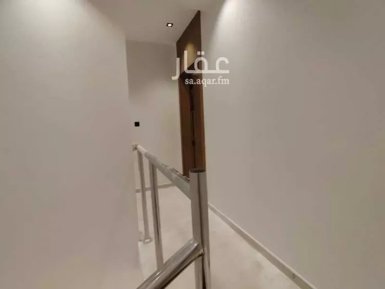 دور للبيع في شارع بعلبك, حي عكاظ, مدينة الرياض, منطقة الرياض 6