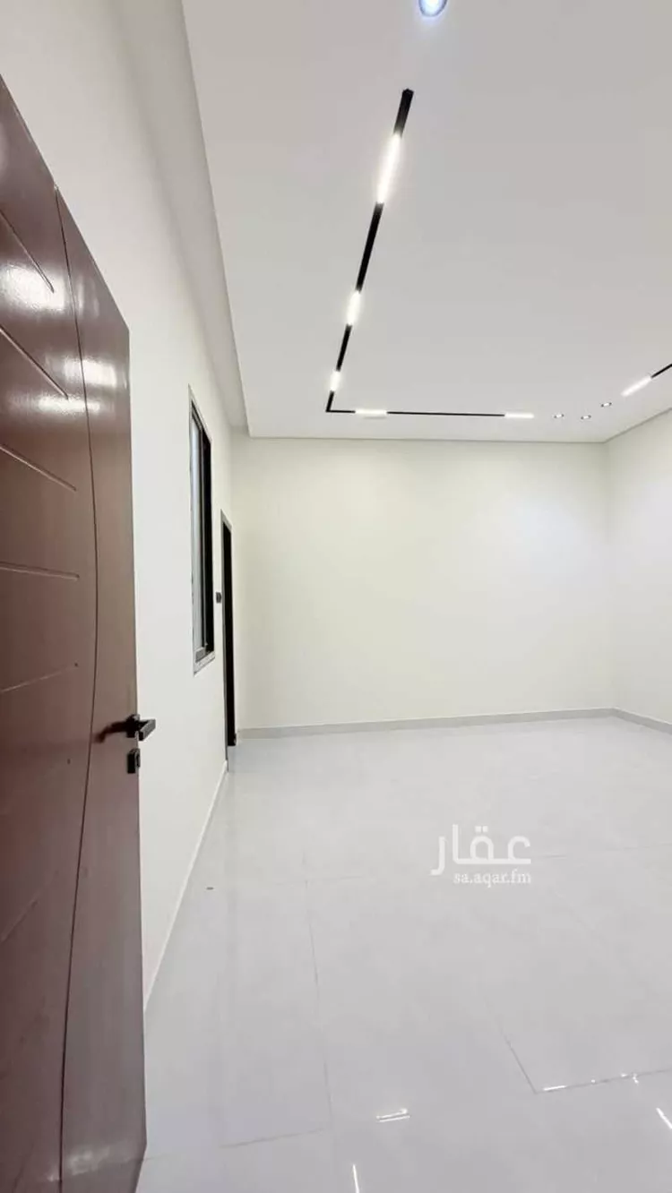 شقة للبيع في شارع غالب المحاربي, حي العزيزية, مدينة الرياض, منطقة الرياض صورة 3