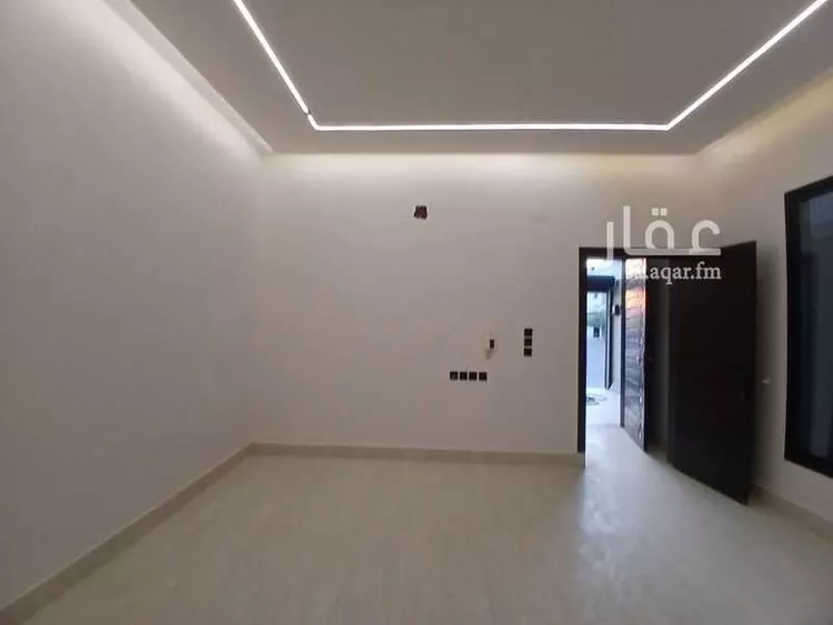 Floor for Sale in Riyadh Tuwaiq صورة 3