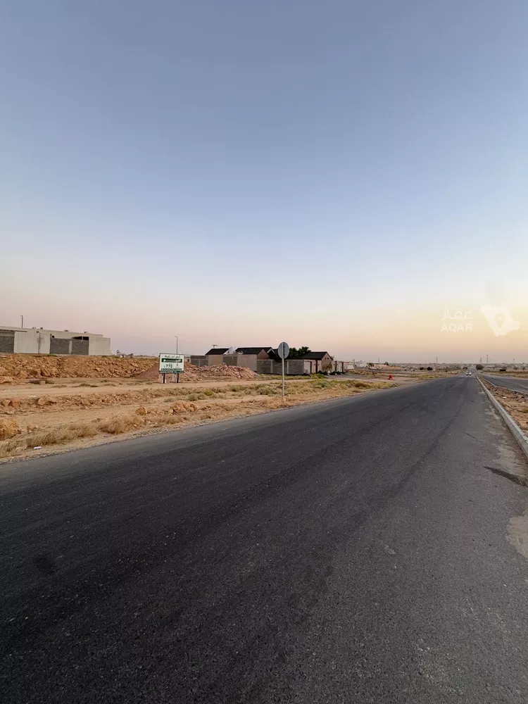 أرض للبيع في شارع الطريق الدائري الشمالي, حي النقيب الجنوبي, مدينة بريدة, منطقة القصيم صورة 2