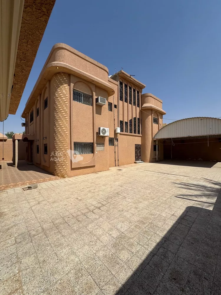 Villa for Sale in Buraydah Al Basateen 6