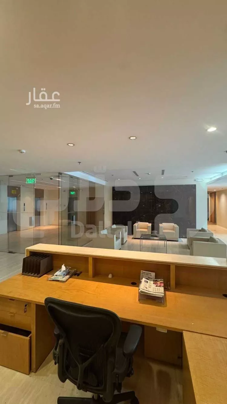 Commercial Office for Rent in Riyadh Al Mutamarat صورة 2