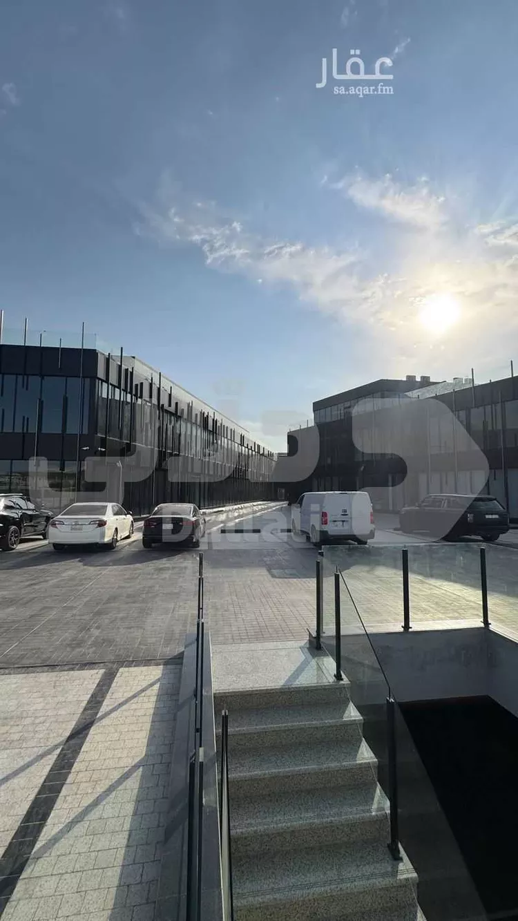مجمع للإيجار في شارع الملك عبدالعزيز ابن عبدالرحمن سعود, حي الربيع, مدينة الرياض, منطقة الرياض صورة 4