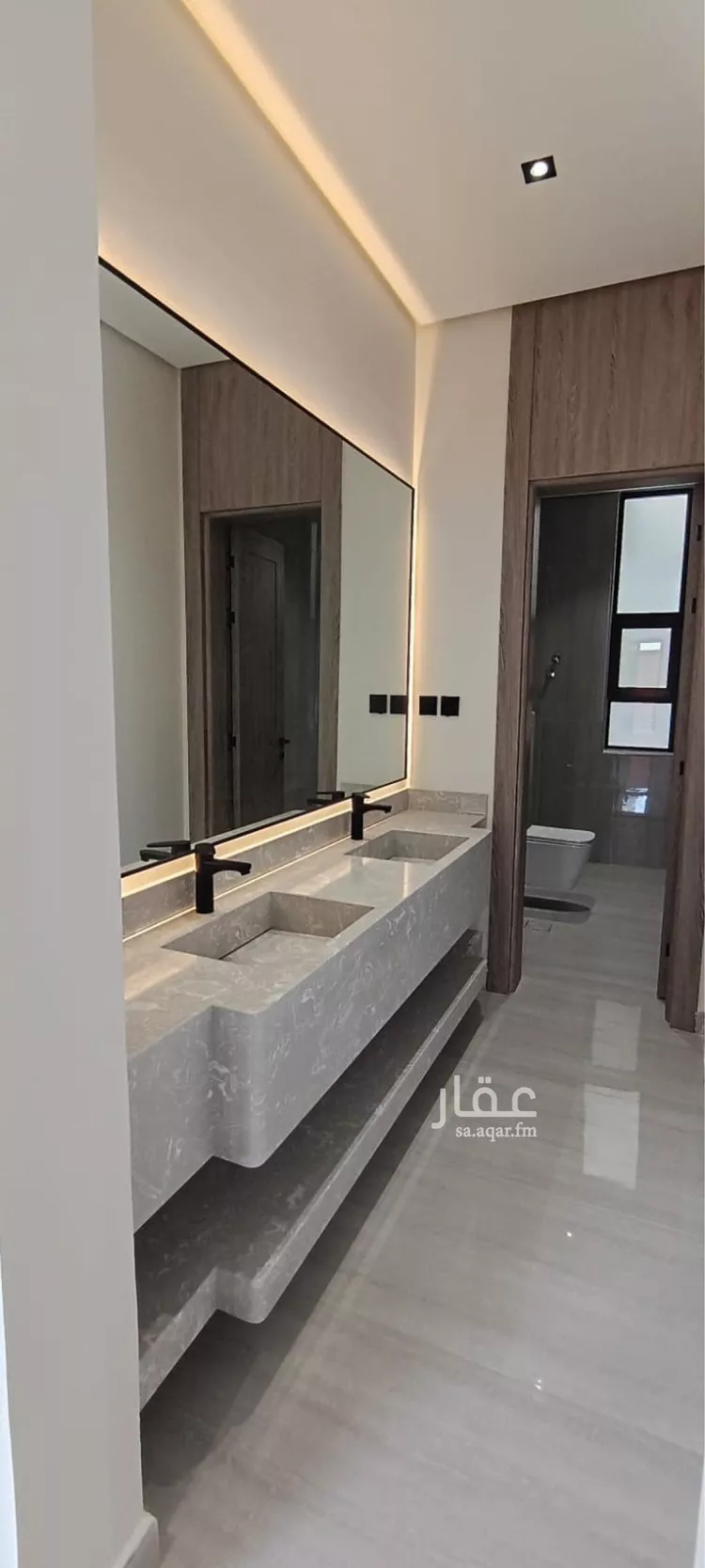 فيلا للبيع في شارع الاعتماد, حي الأمواج, مدينة الخبر, المنطقة الشرقية 6