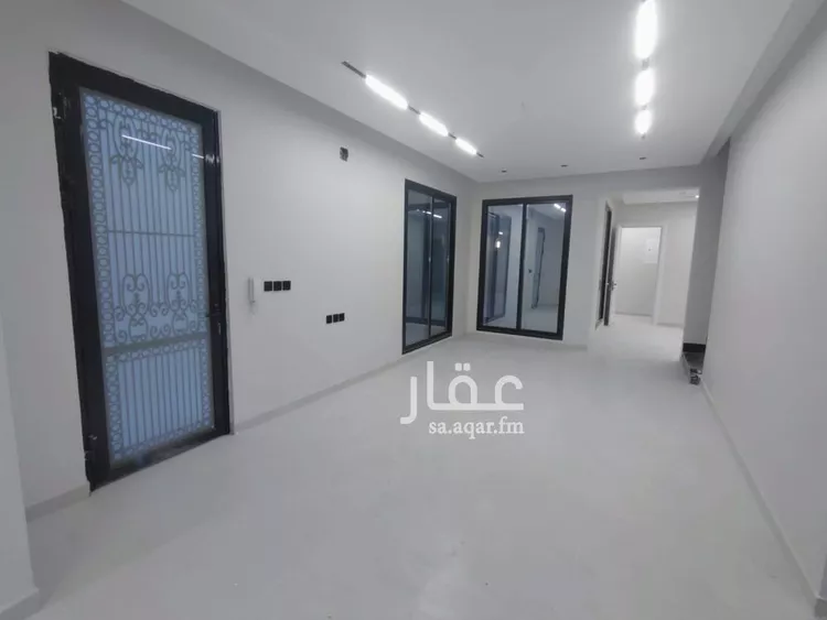 فيلا للبيع في شارع 32ا, حي الصواري, مدينة الخبر, المنطقة الشرقية صورة 3