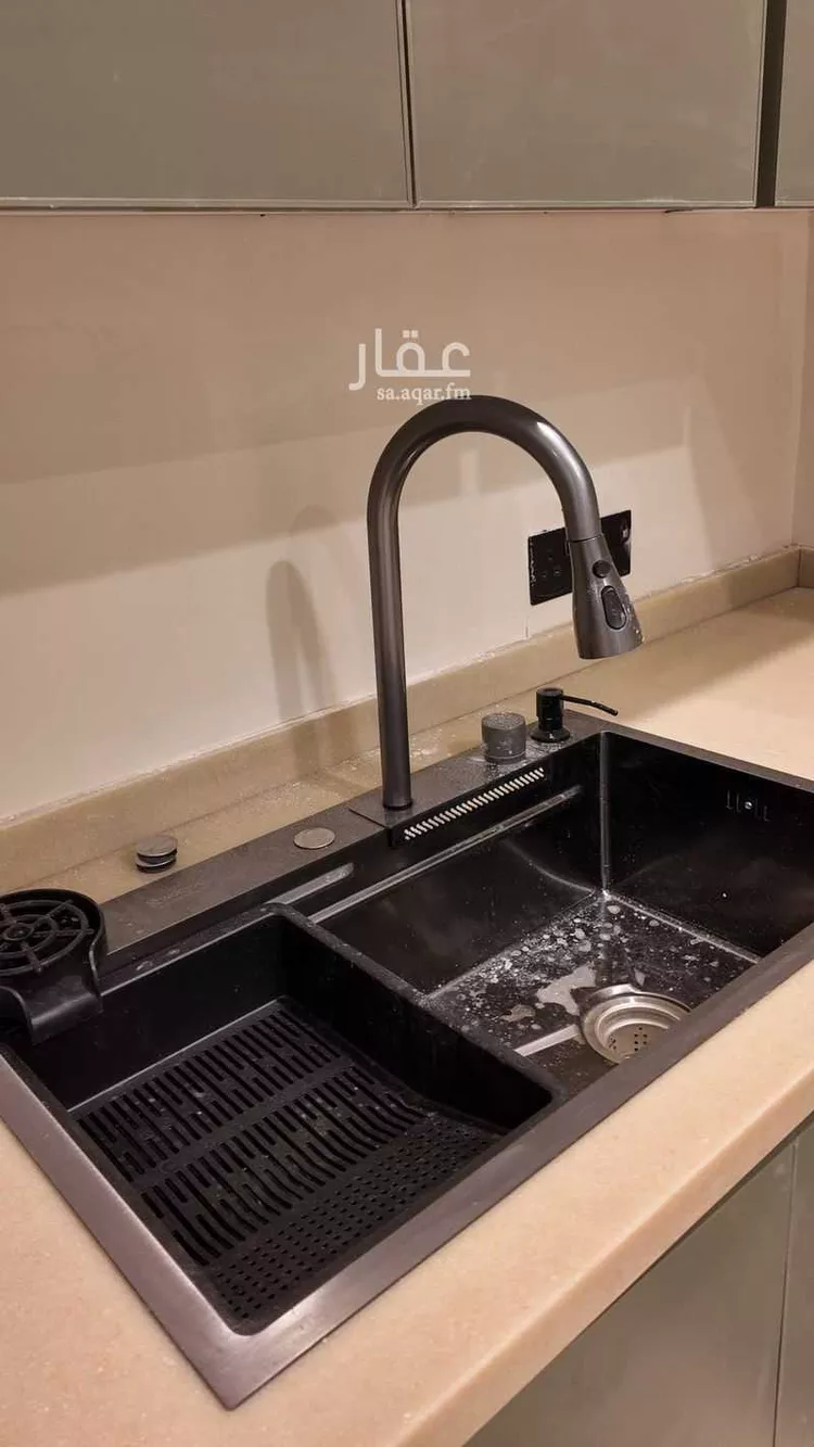 شقة للإيجار في شارع مدائن صالح, حي الحمراء, مدينة الخبر, المنطقة الشرقية 13