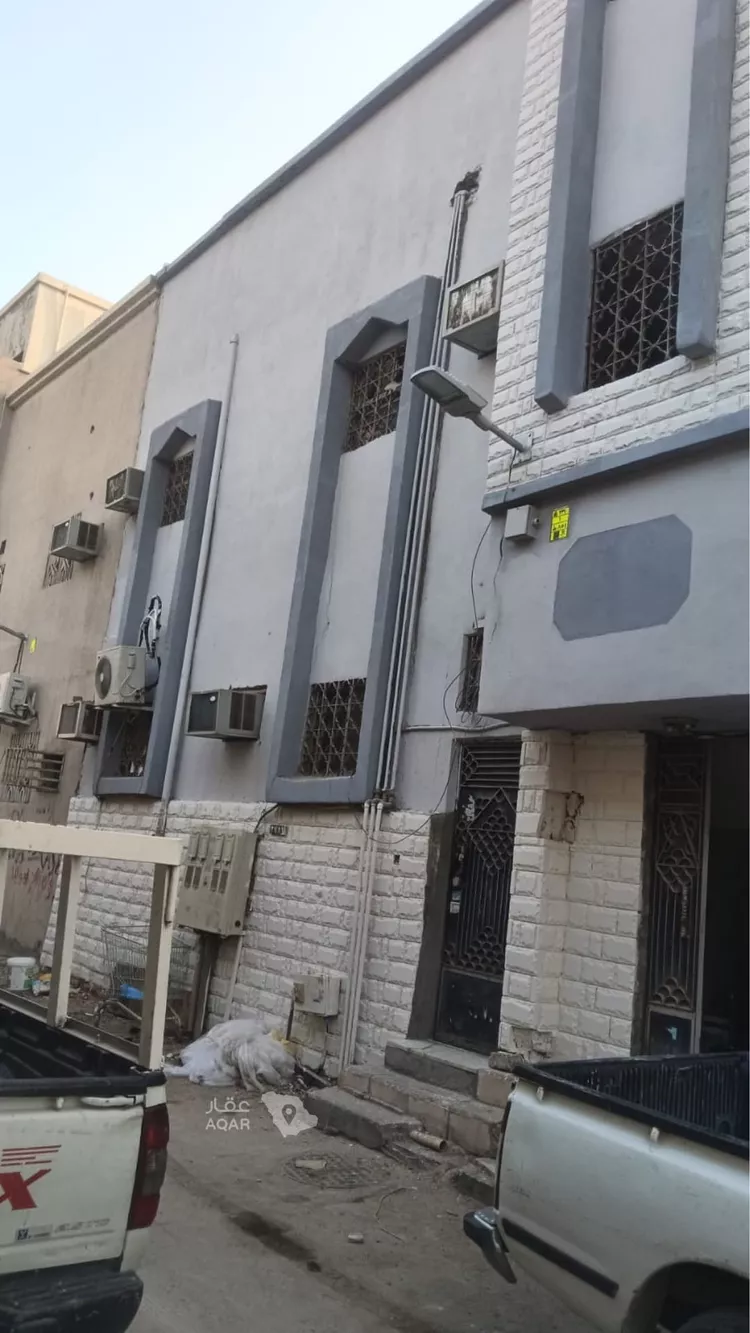 عمارة للبيع في شارع دمياط, حي منفوحة الجديدة, مدينة الرياض, منطقة الرياض