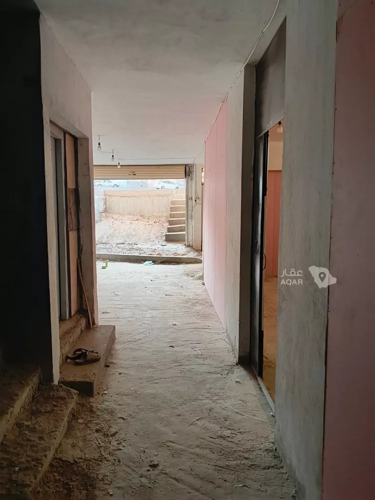 Warehouse for Rent in Medina Bani Dhafar