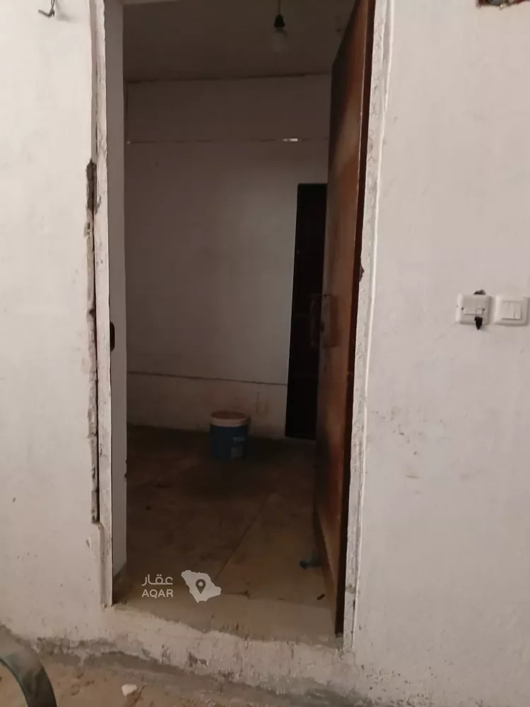 Warehouse for Rent in Medina Bani Dhafar صورة 3