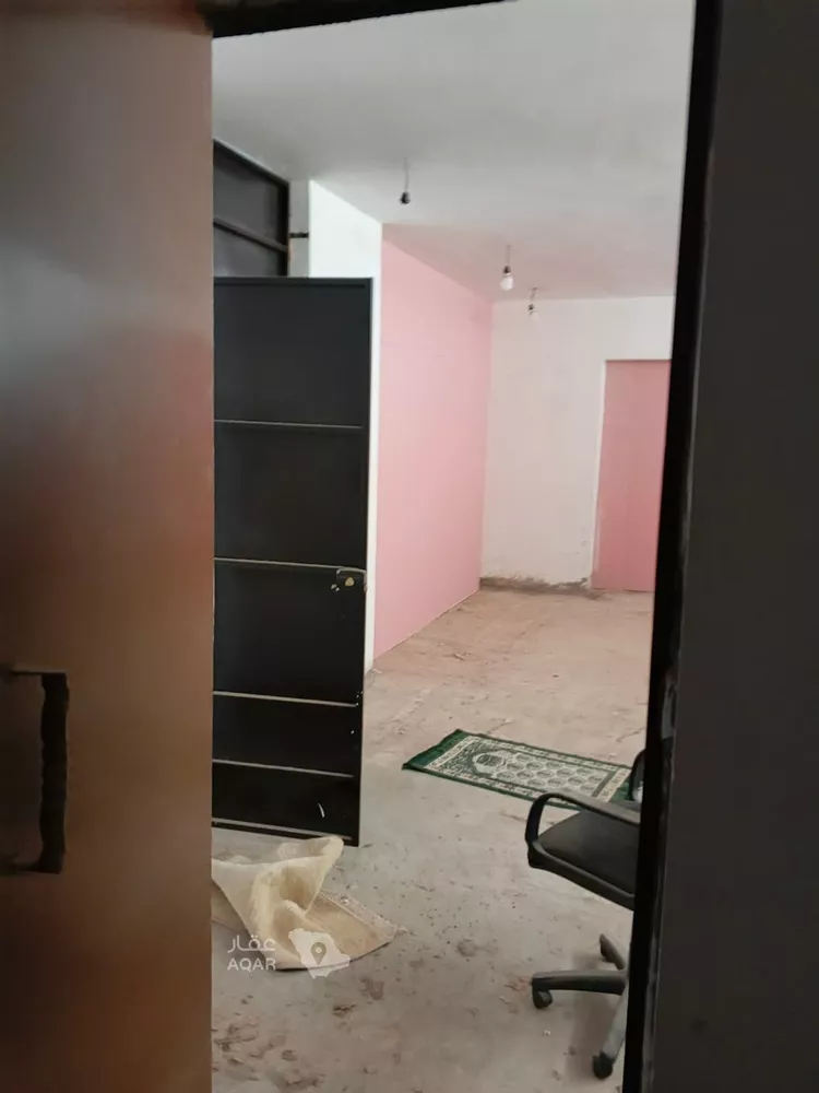Warehouse for Rent in Medina Bani Dhafar 6