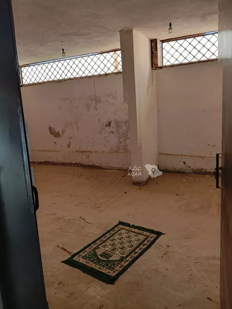 Warehouse for Rent in Medina Bani Dhafar 7