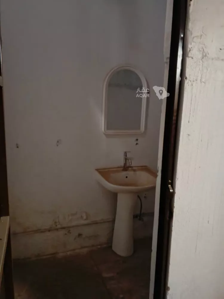 Warehouse for Rent in Medina Bani Dhafar 8