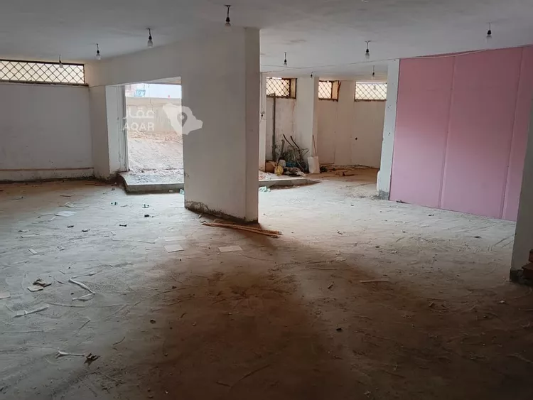 Warehouse for Rent in Medina Bani Dhafar صورة 5