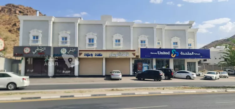 عمارة للإيجار في شارع عمر بن الخطاب رضي الله عنه, حي الأخباب, مدينة الطائف, منطقة مكة المكرمة