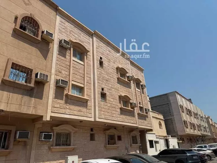 عمارة للبيع في شارع بريدة, حي الثقبة, مدينة الخبر, المنطقة الشرقية 7