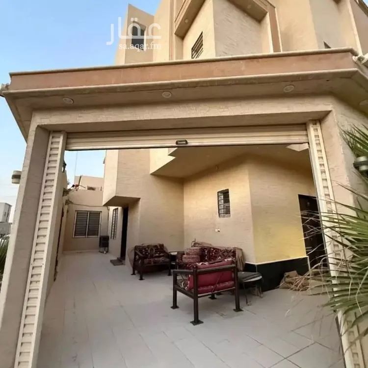 فيلا للبيع في شارع المنذر بن سعيد, حي بدر, مدينة الرياض, منطقة الرياض صورة 3