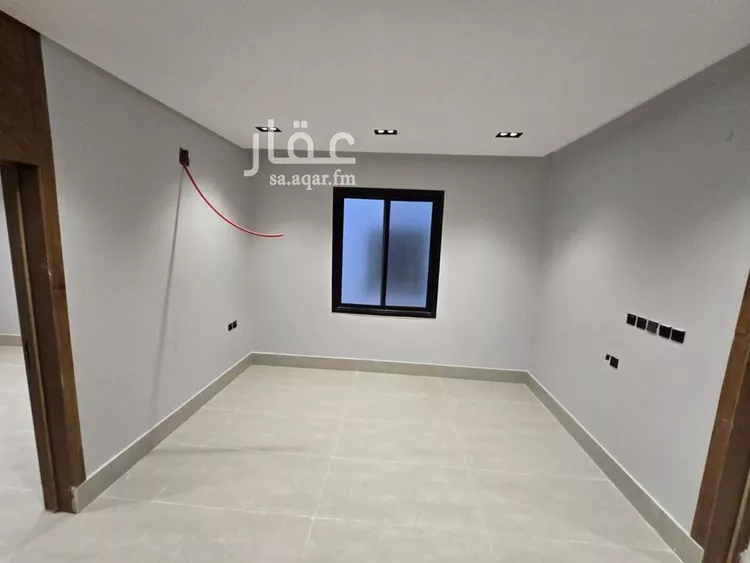 فيلا للبيع في شارع عبدالعزيز القاضي, حي عكاظ, مدينة الرياض, منطقة الرياض صورة 5