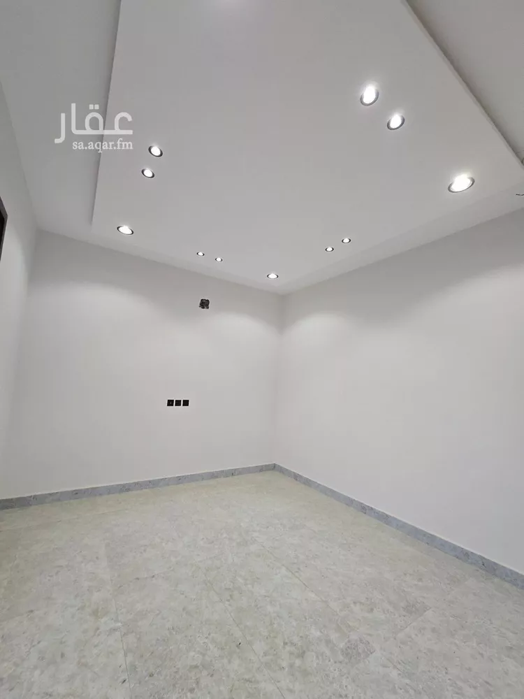شقة للبيع في شارع عبدالله بافقيه الحضرمي, حي عكاظ, مدينة الرياض, منطقة الرياض 8