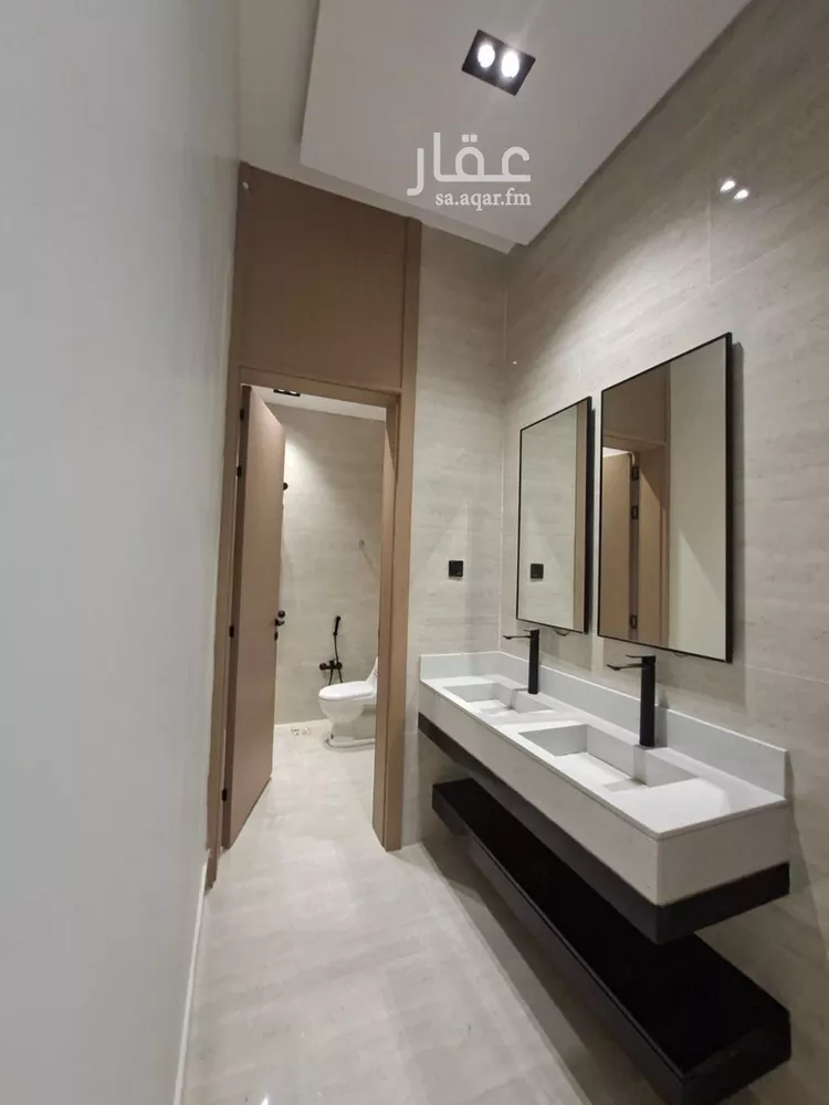 دور للبيع في شارع مؤيد الدين الحارثي, حي طويق, مدينة الرياض, منطقة الرياض 10