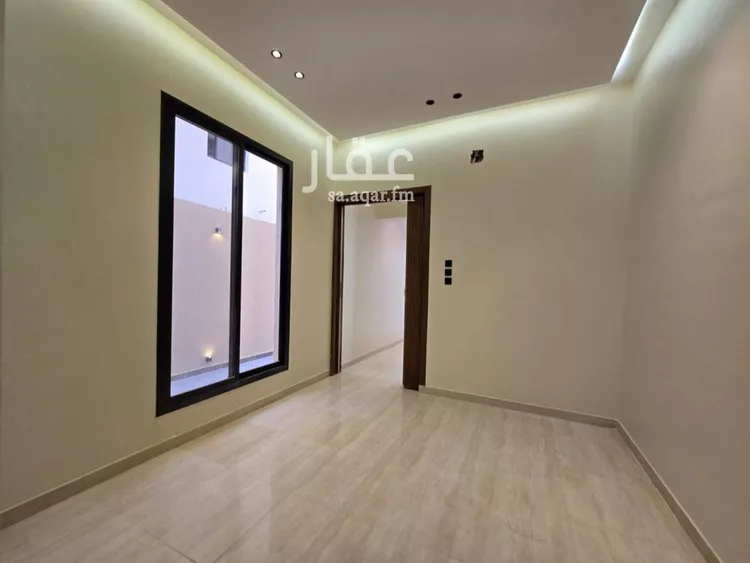 Floor for Sale in Riyadh Dirab 8