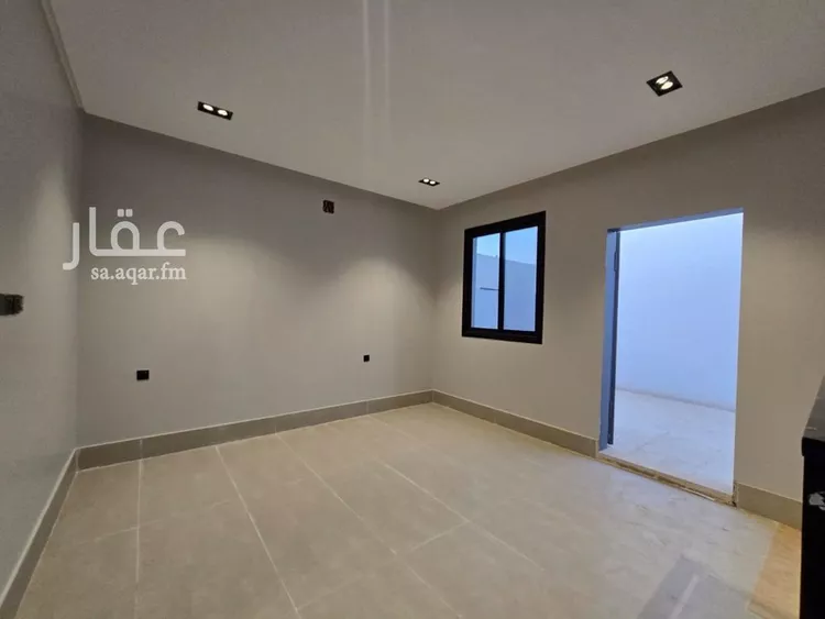 فيلا للبيع في شارع عبدالعزيز القاضي, حي عكاظ, مدينة الرياض, منطقة الرياض 13