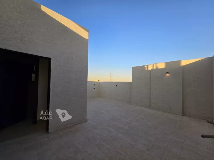 فيلا للبيع في شارع عبدالخالق الصابوني, حي عكاظ, مدينة الرياض, منطقة الرياض 9