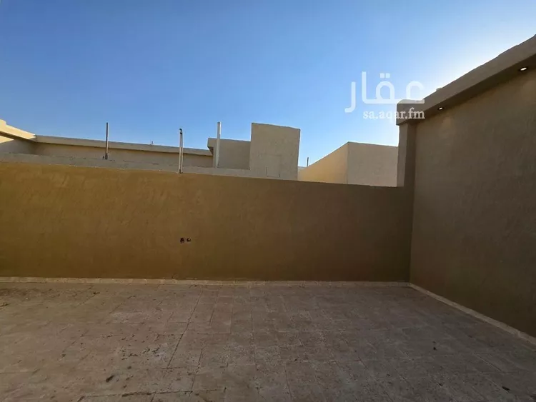 شقة للبيع في شارع عبدالله بافقيه الحضرمي, حي عكاظ, مدينة الرياض, منطقة الرياض صورة 3