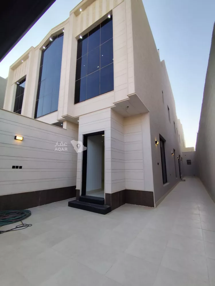 Floor for Sale in Riyadh Taiba 12